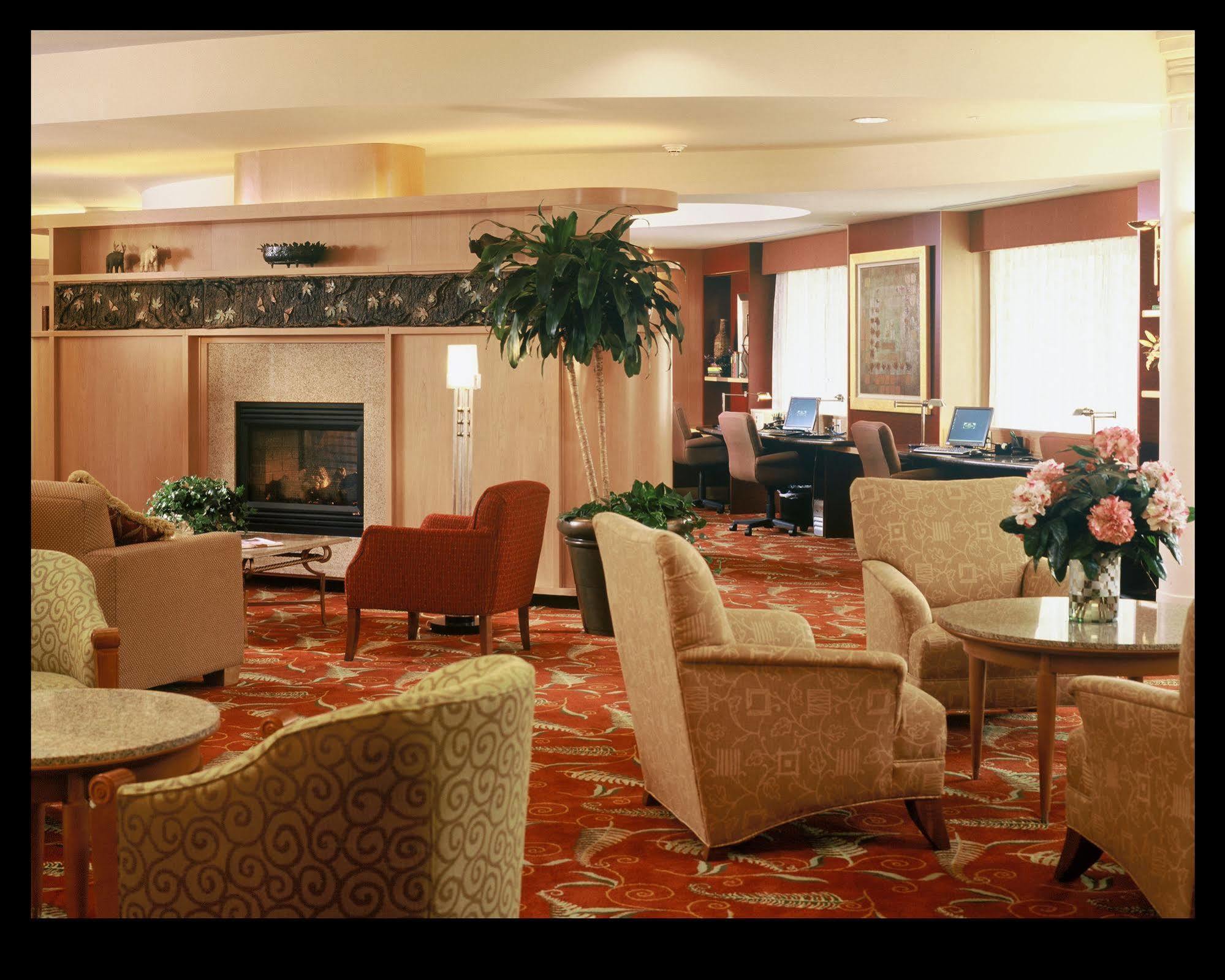 Courtyard By Marriott Middletown Goshen Hotel Екстериор снимка